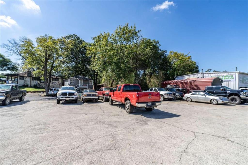 1103 Shorter Avenue Property Photo 8