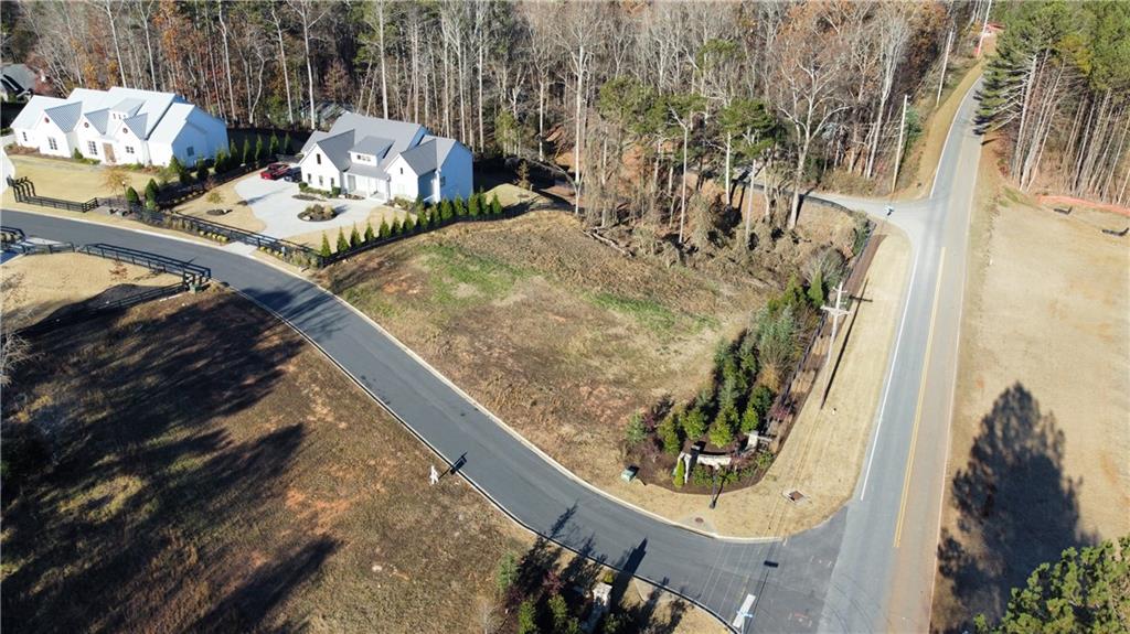115 Von Lake Drive Property Photo 6