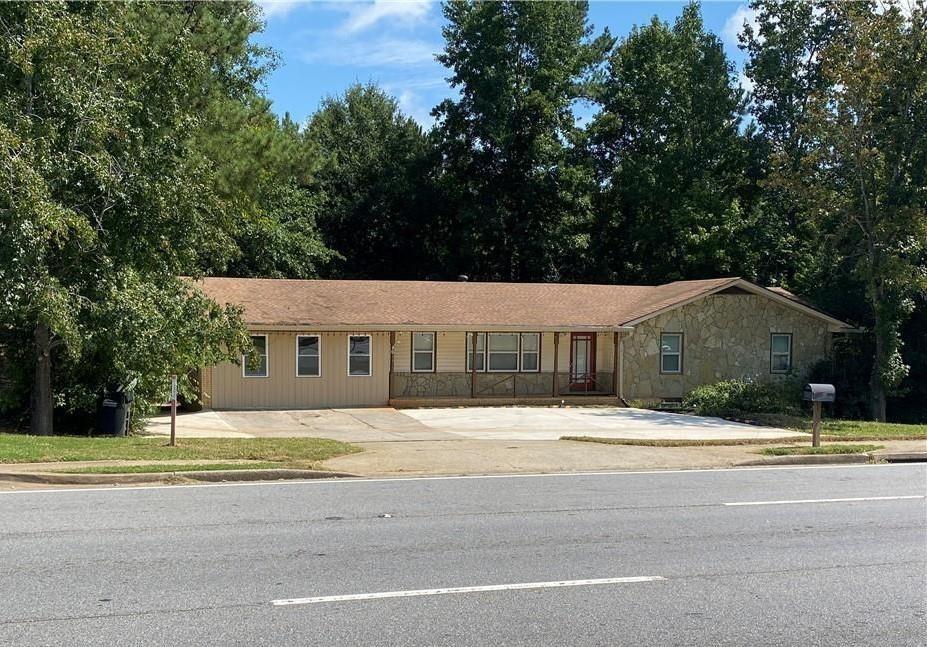 4618 Woodstock Road Property Photo 1