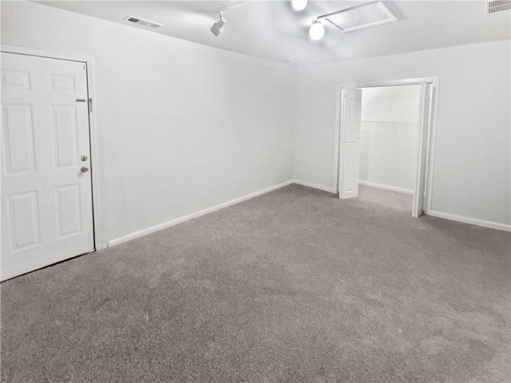 4727 Garden Hills Drive Property Photo 13