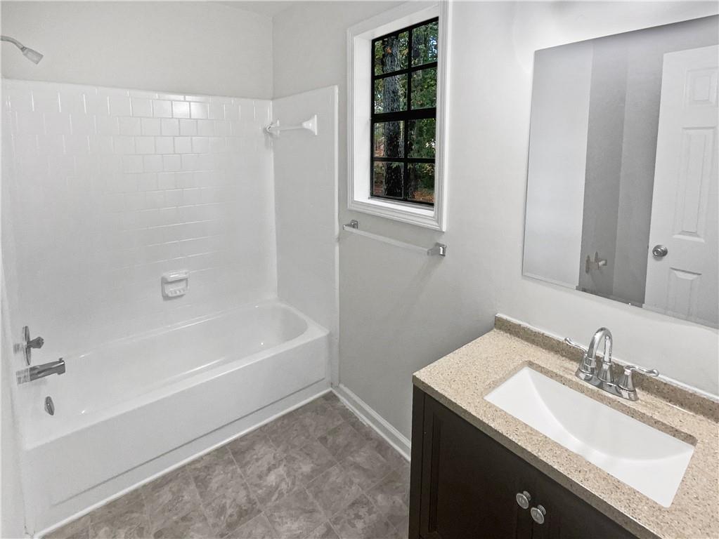4727 Garden Hills Drive Property Photo 18