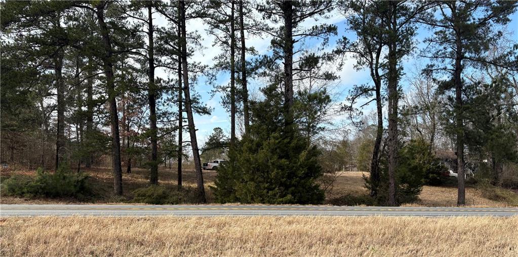 594 Sparta Highway Ne Property Photo