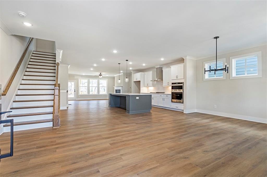 152 Palm Street Property Photo 4