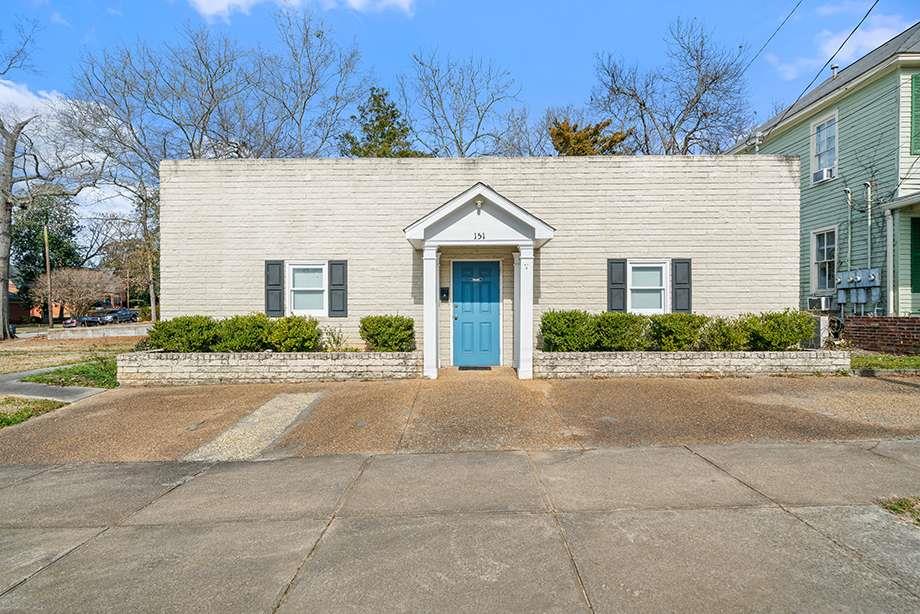 151 W Washington Street W Property Photo