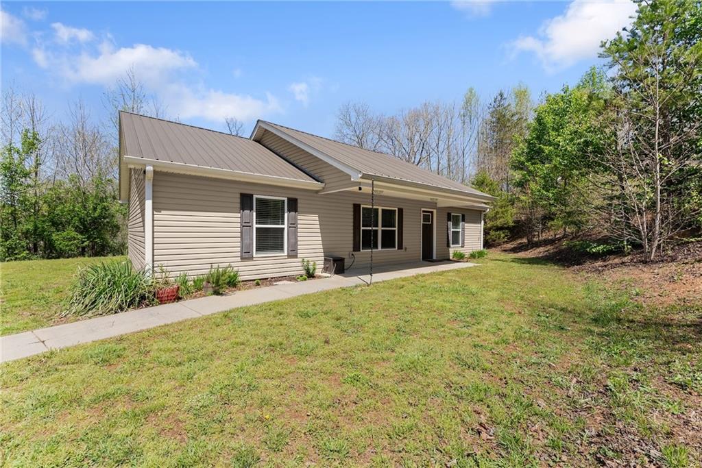 168 Maid Marian Circle Property Photo 5