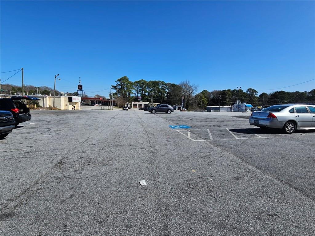 2517 Gresham Road Se Property Photo 16