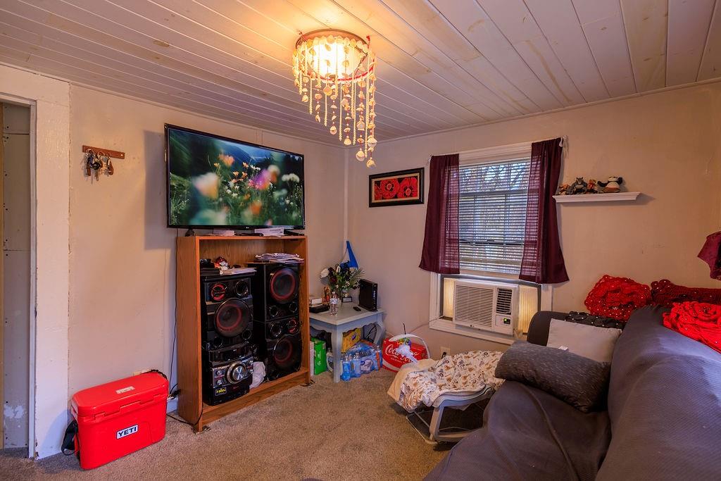 70 Daisy Circle Property Photo 3