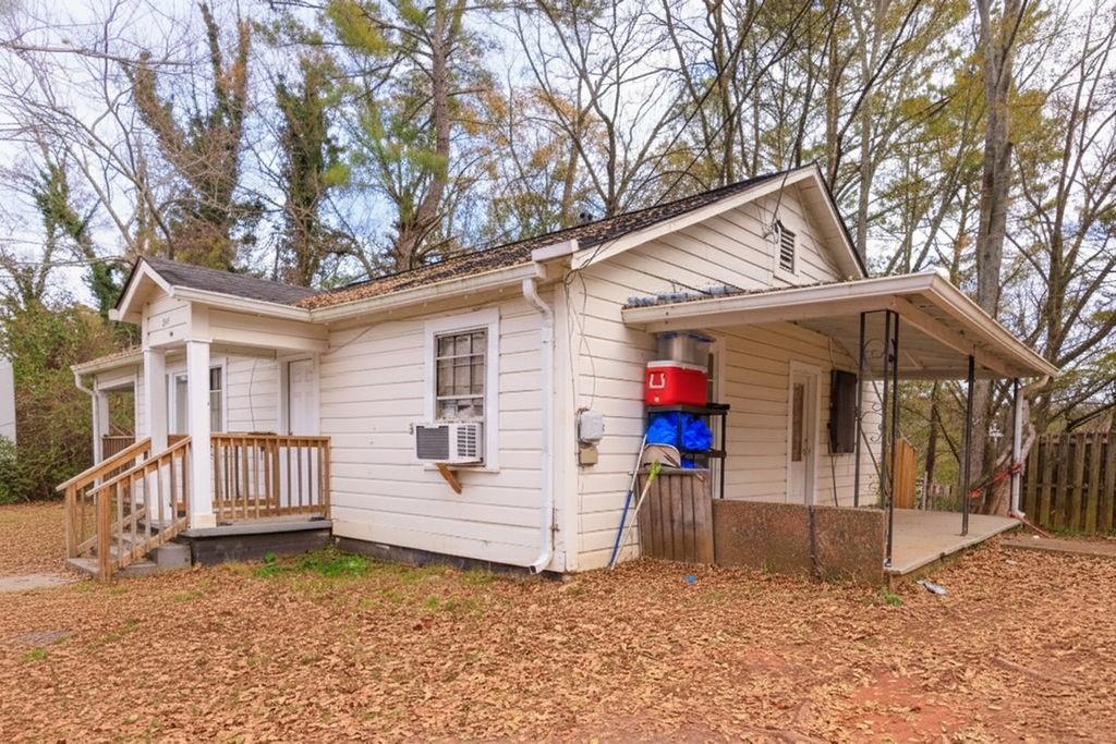 241 E Killian Street Property Photo 1