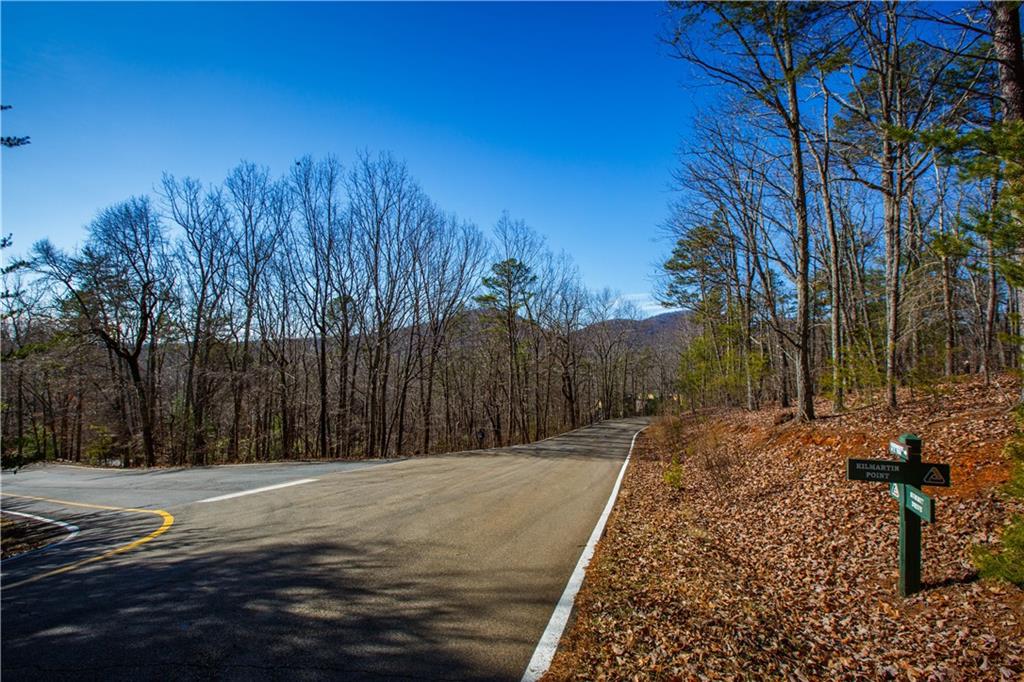 2784 Summit Drive Property Photo 4