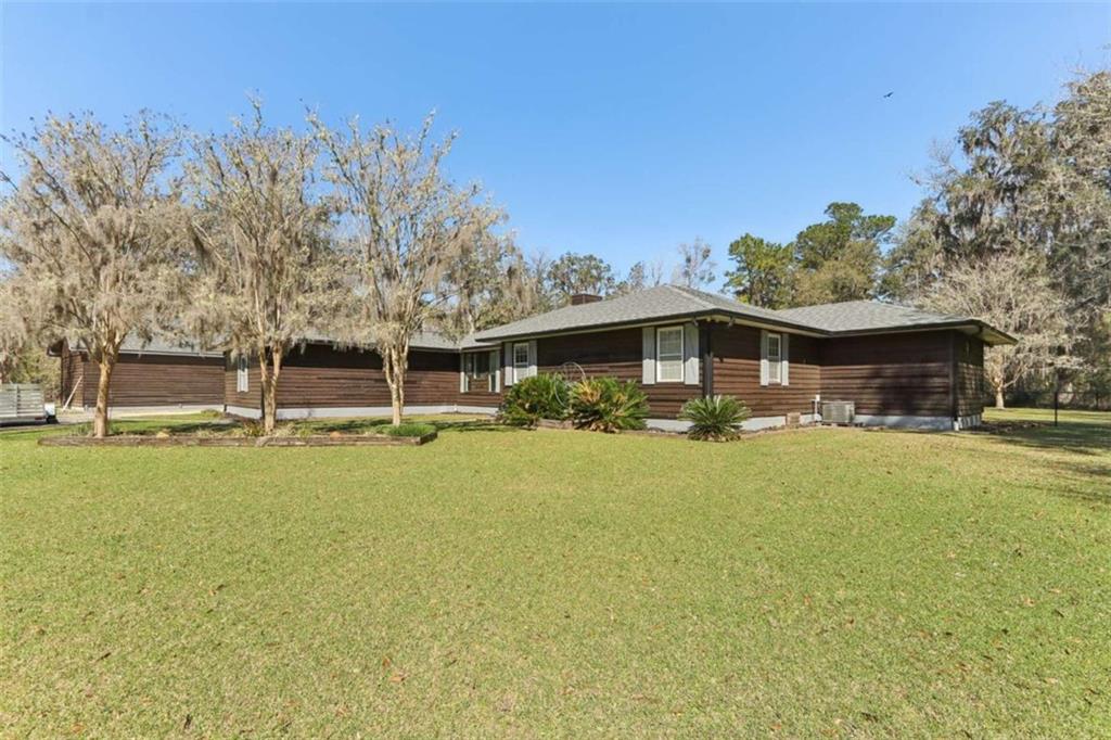 325 White Oak Place Property Photo