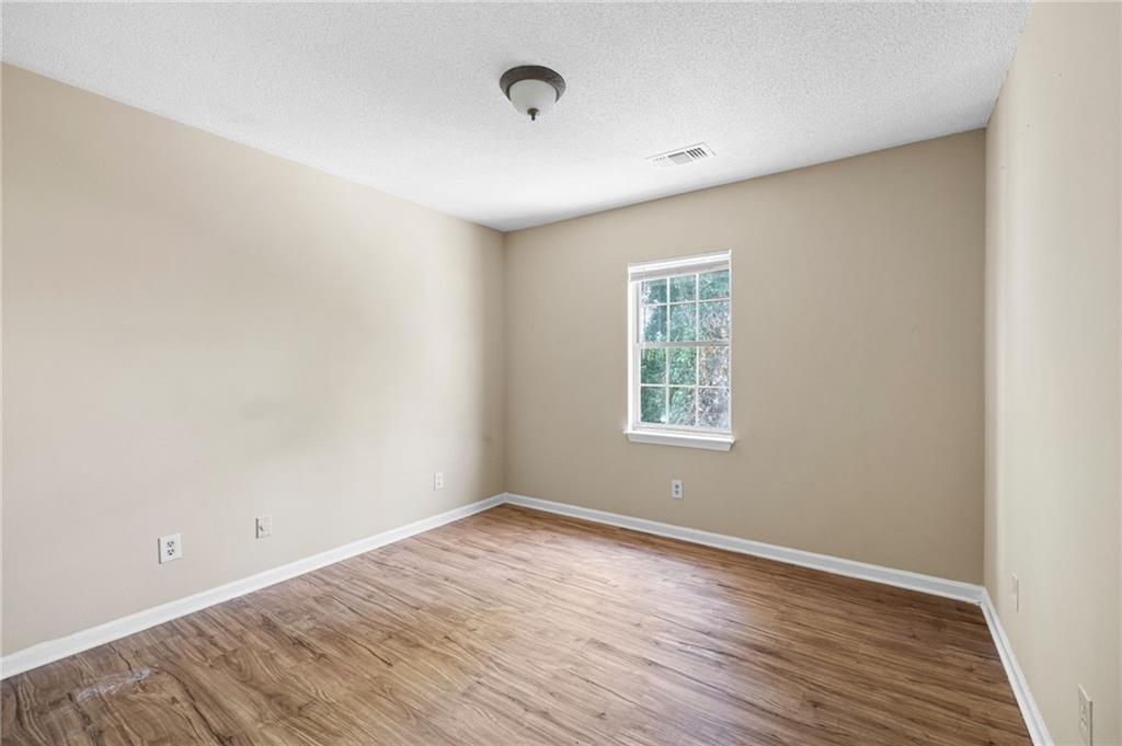 7545807 Property Photo 17