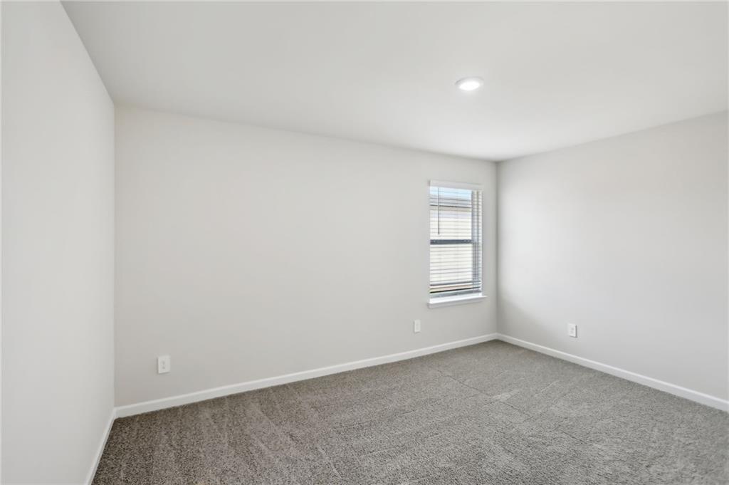 6910 Winchester Place Property Photo 22
