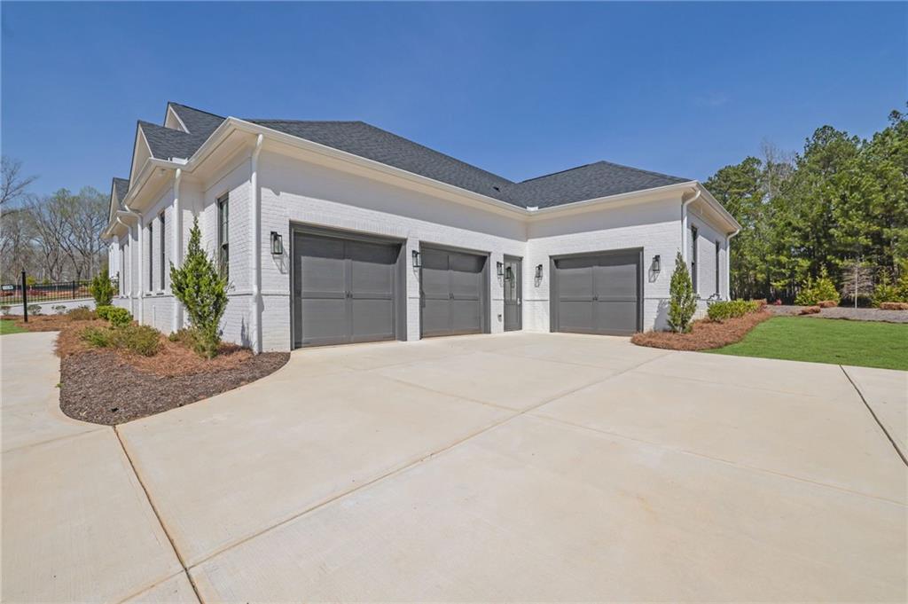 123 Candler Loop Property Photo 4