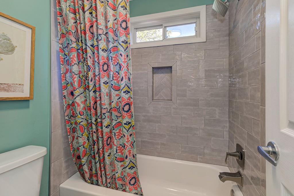 4800 Island View Ne Property Photo 60