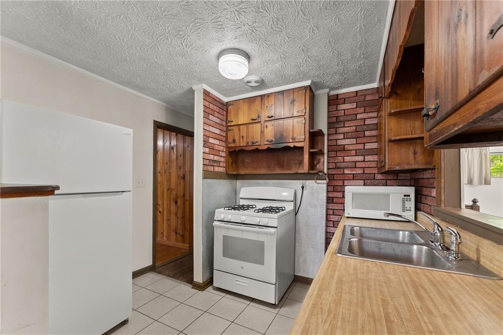 4709 Ben Hill Drive Property Photo 15