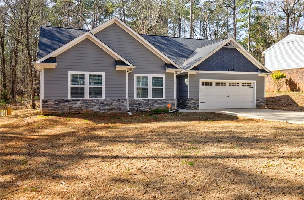 5328 Monticello Drive Property Photo 1