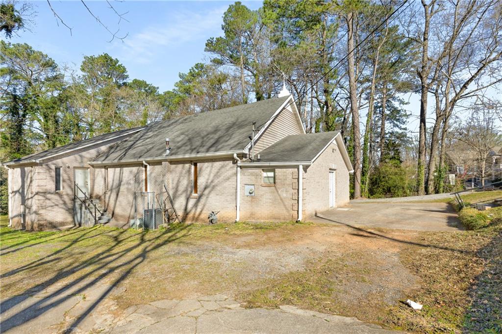 2272 Paul Avenue Nw Property Photo 4