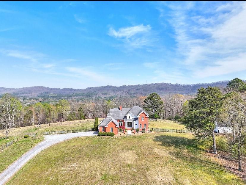 139 Harris Lane Property Photo 1