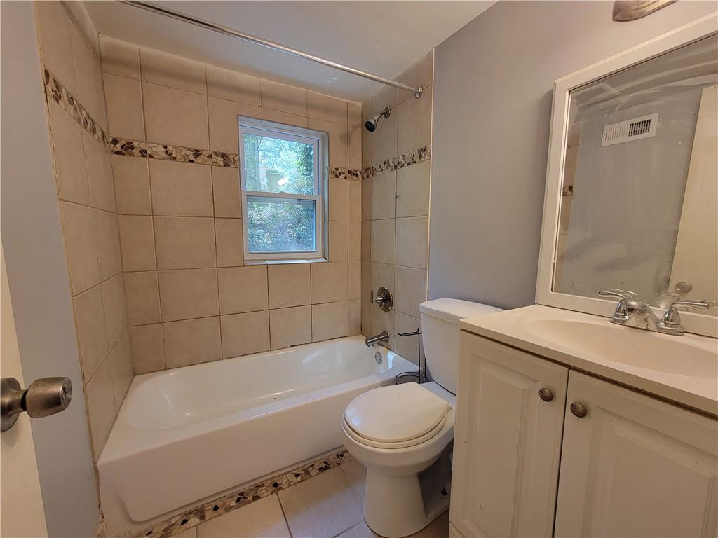 3796 Leesburg Court Sw Property Photo 24