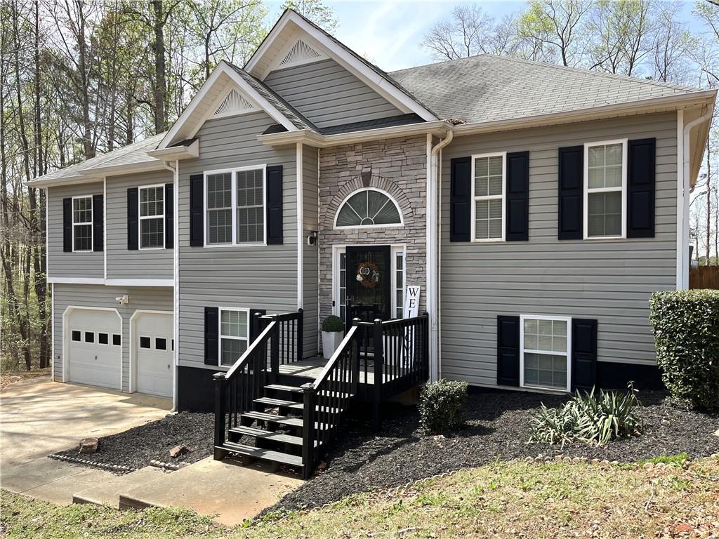 1380 Cedar Hill Property Photo 1