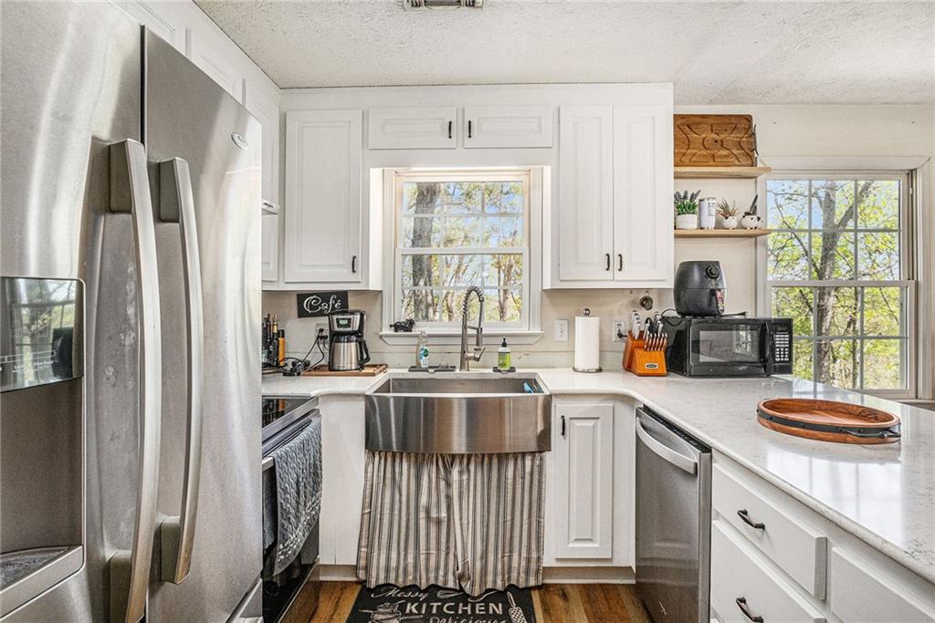 516 Martin Byers Road Property Photo 10