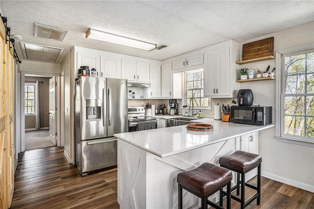516 Martin Byers Road Property Photo 12