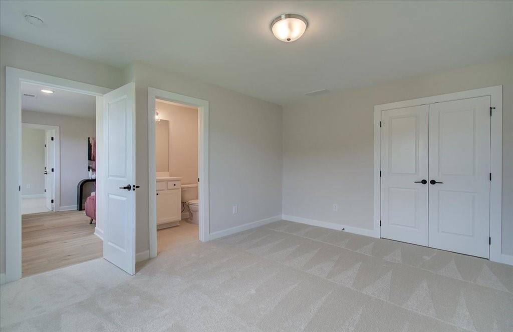 2740 Byess Court Property Photo 24
