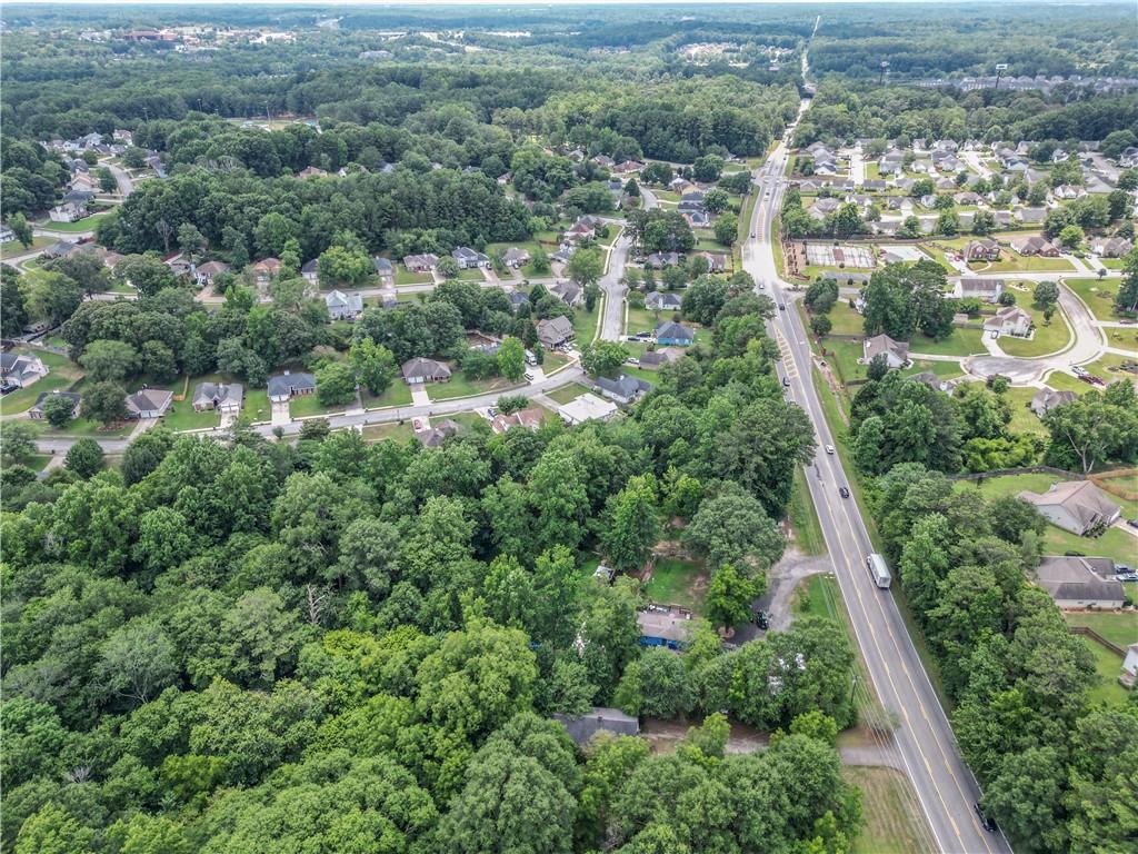 751 Flippen Road Property Photo 11