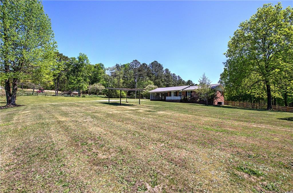 300 Mini Road Se Property Photo 49