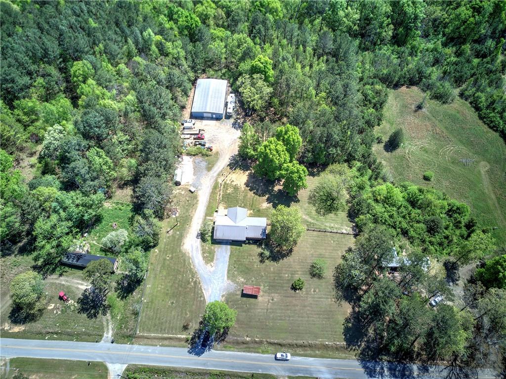300 Mini Road Se Property Photo 55