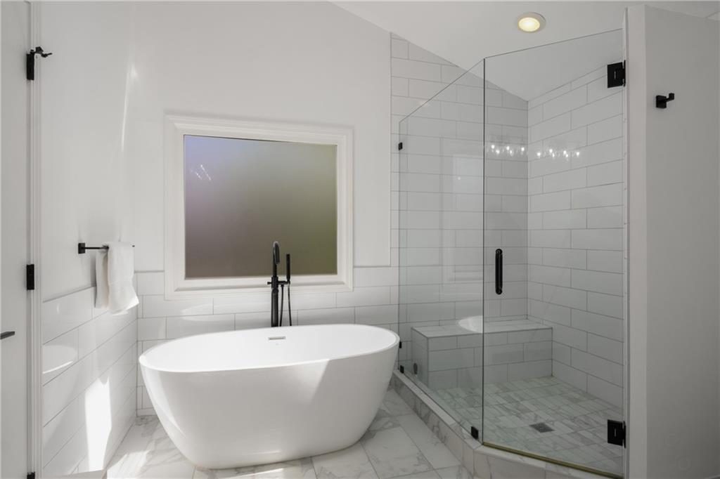 907 Edgewood Avenue Property Photo 23