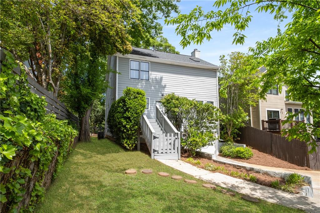 907 Edgewood Avenue Property Photo 32