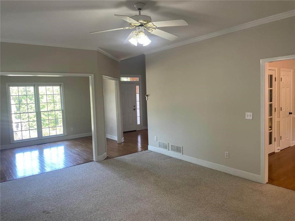 8100 Greens Mill Way Property Photo 9