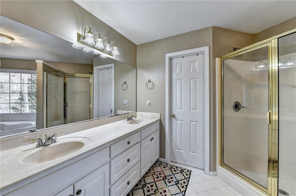 8100 Greens Mill Way Property Photo 22