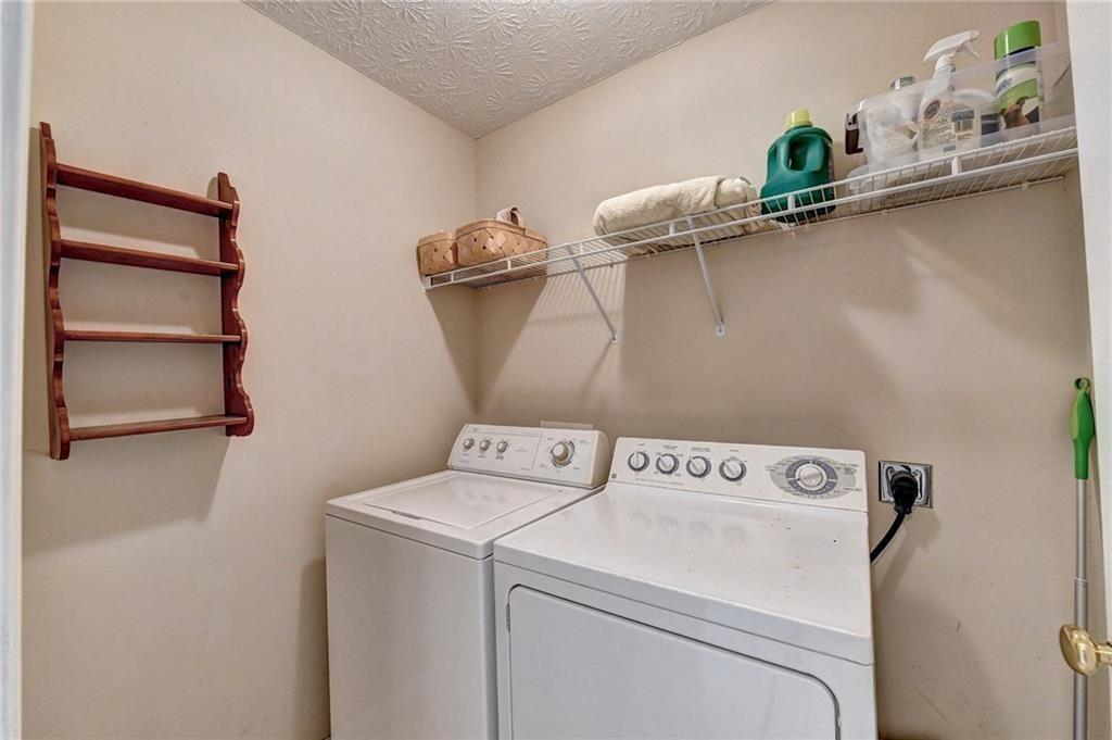 8100 Greens Mill Way Property Photo 29