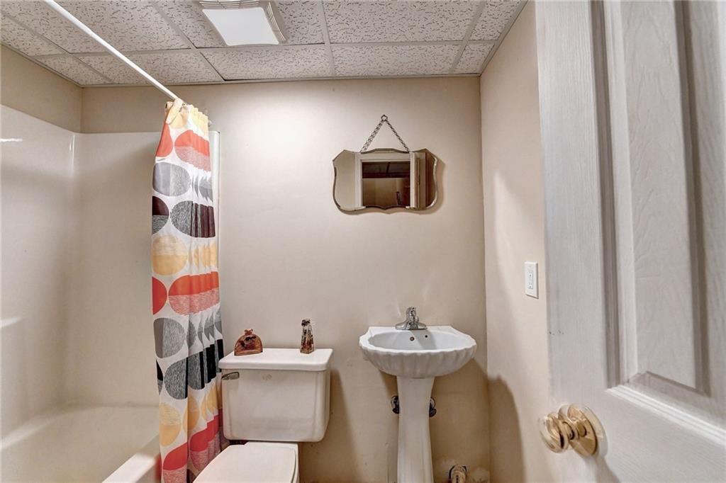 8100 Greens Mill Way Property Photo 32
