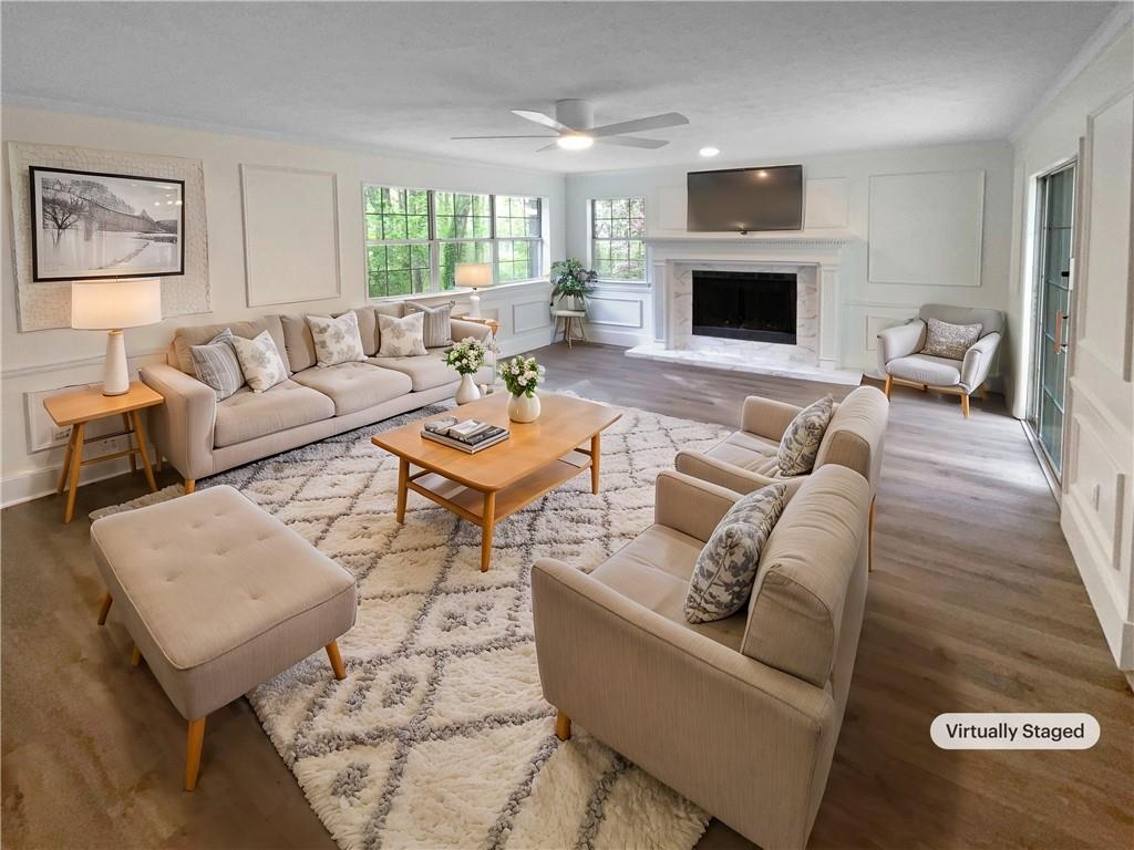 8608 Creekview Court Property Photo 2