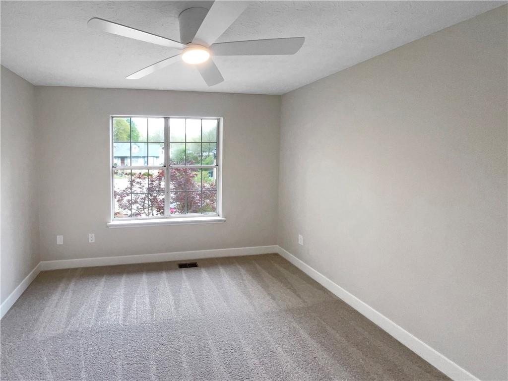 8608 Creekview Court Property Photo 5
