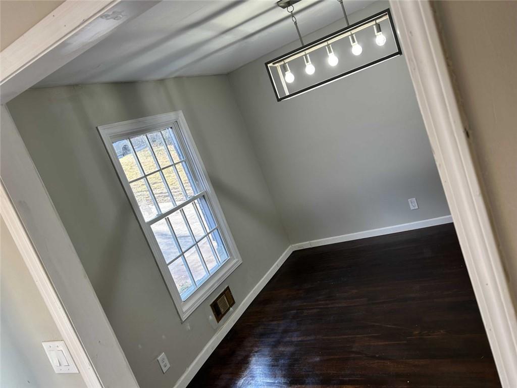 4844 Fairforest Drive Property Photo 6