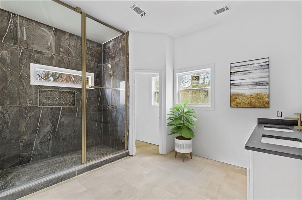 2166 Belvedere Avenue Sw Property Photo 13
