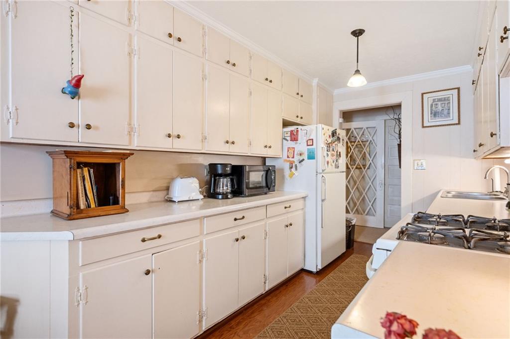 328 Porter Street Property Photo 16