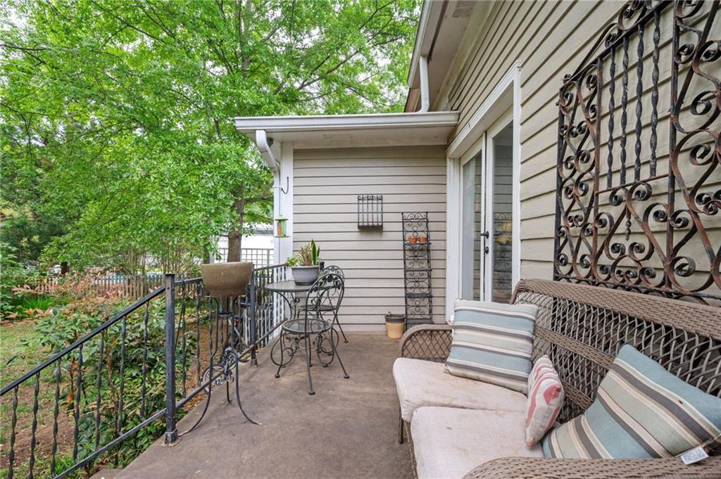 328 Porter Street Property Photo 41