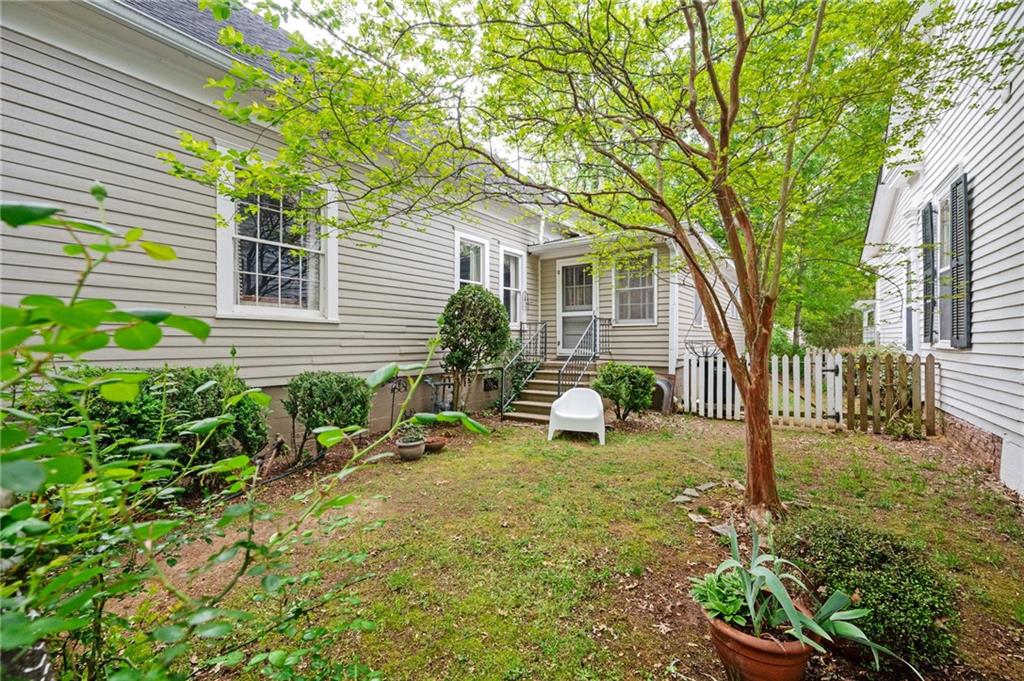 328 Porter Street Property Photo 45
