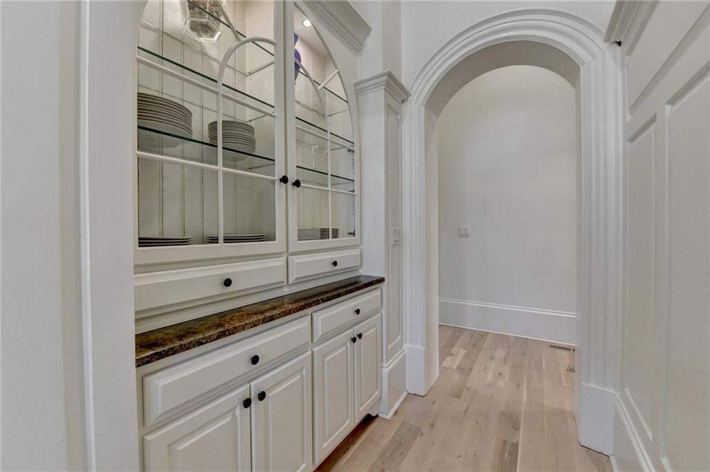 4505 Whitestone Way Property Photo 17