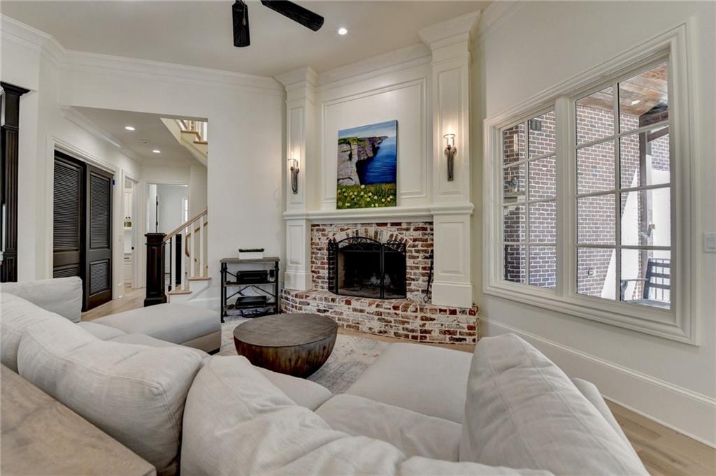 4505 Whitestone Way Property Photo 22