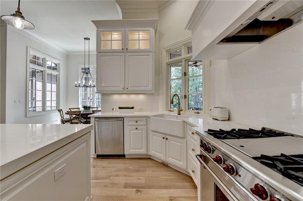 4505 Whitestone Way Property Photo 25