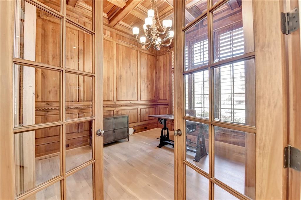 4505 Whitestone Way Property Photo 39