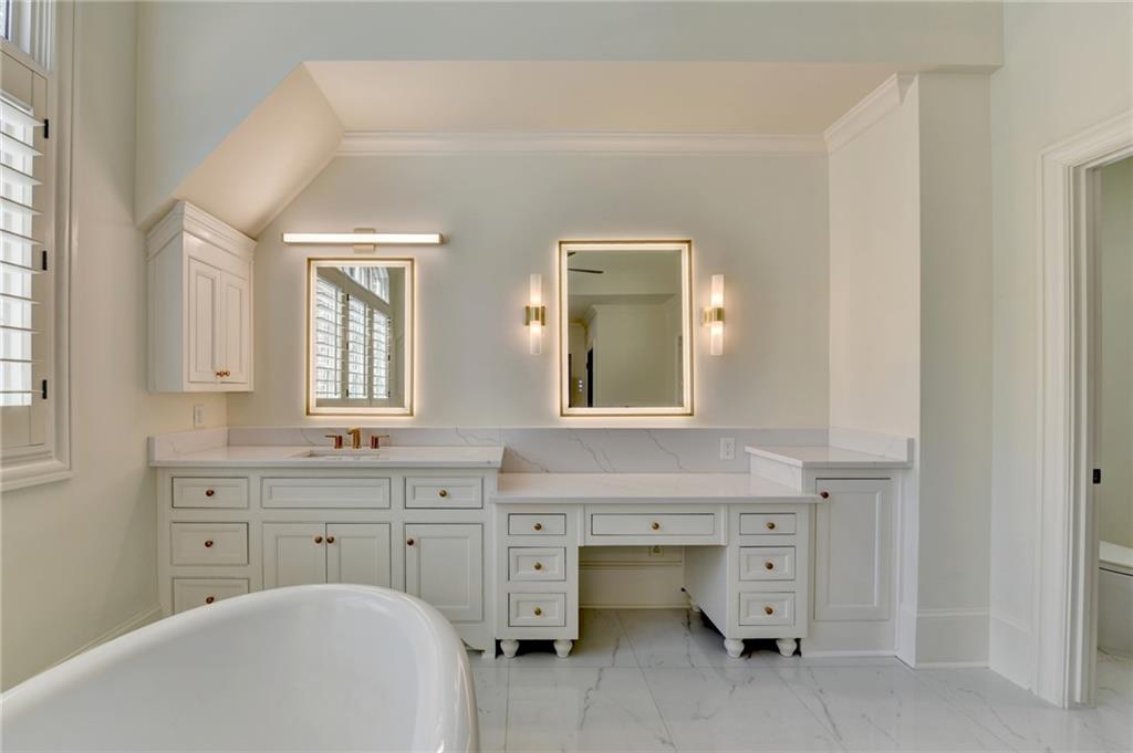 4505 Whitestone Way Property Photo 55