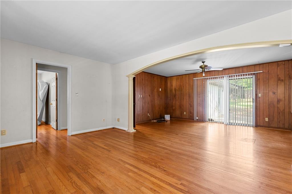 3944 Woburn Drive Property Photo 5
