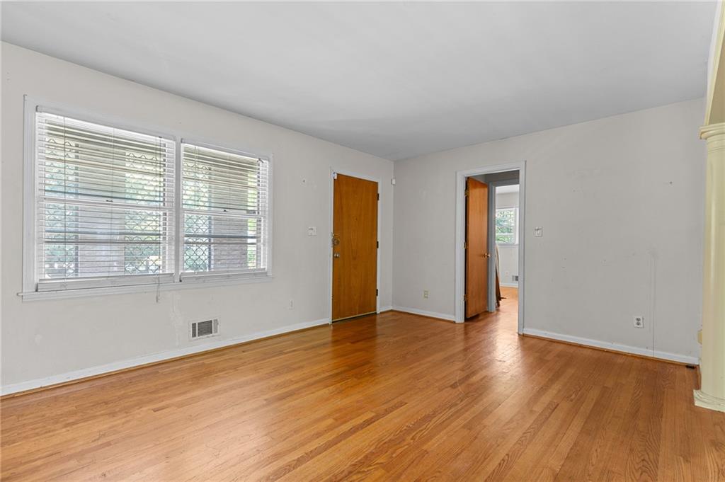 3944 Woburn Drive Property Photo 7